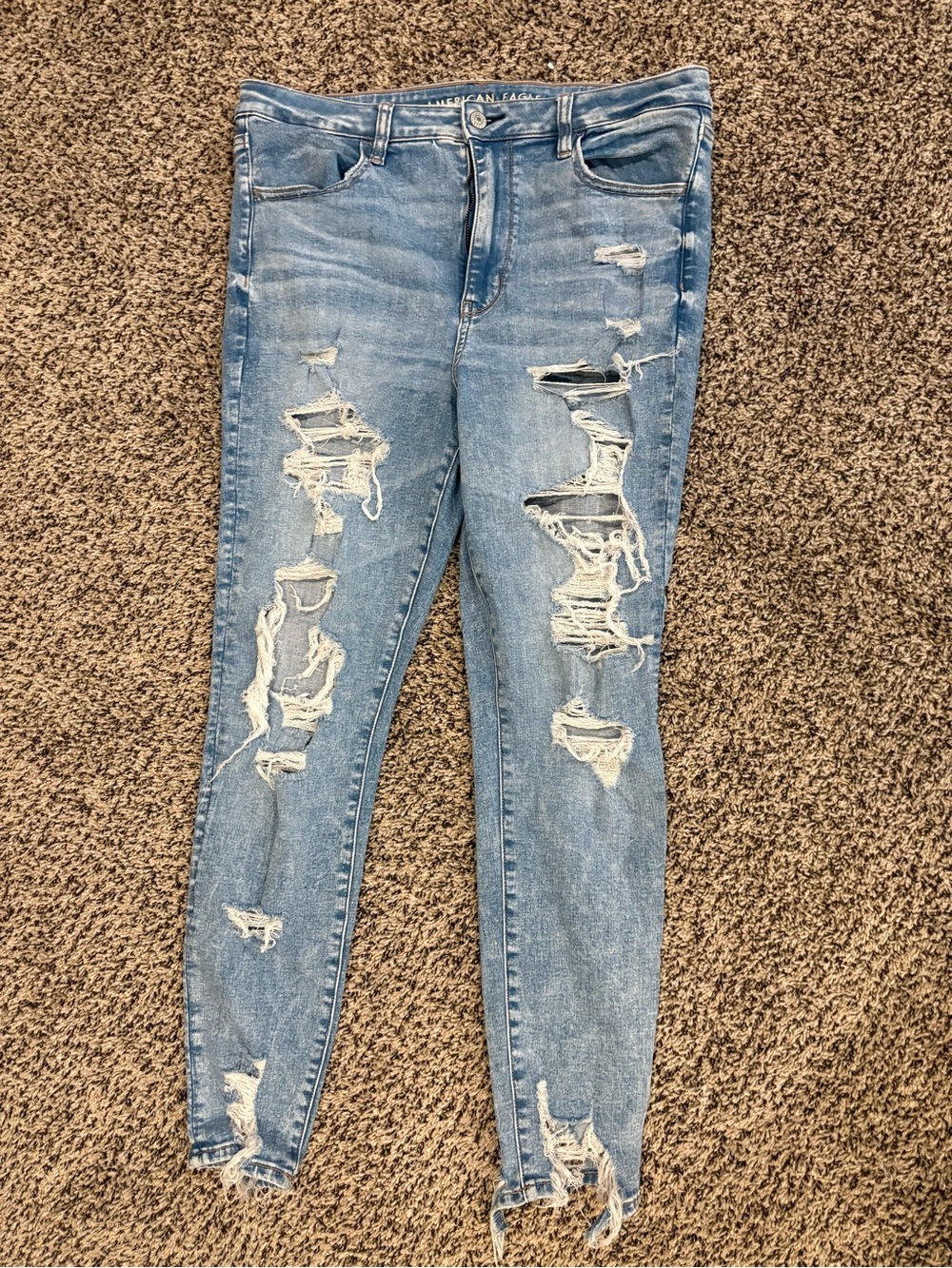American Eagle Outfitters Light Blue Ripped Skinny Jeans